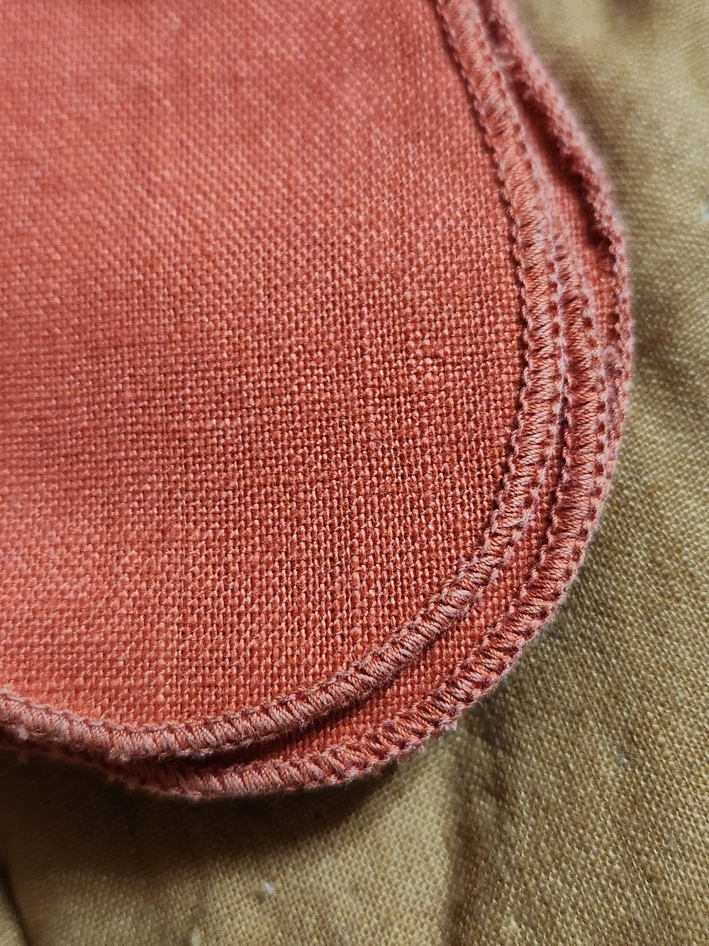 None set scalloped